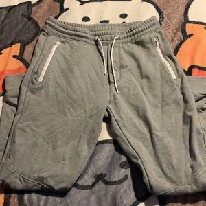 Men’s joggers